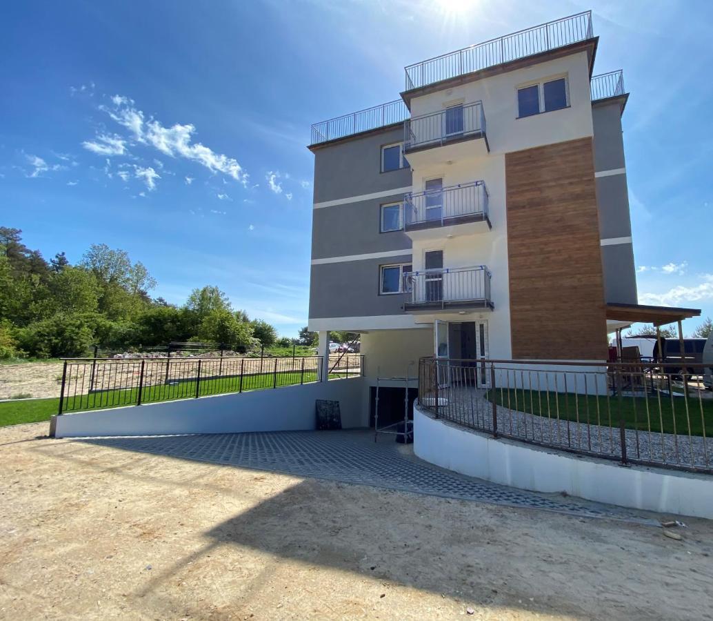 Apartamenty Na Zmijowej Gorce Debina  Ngoại thất bức ảnh